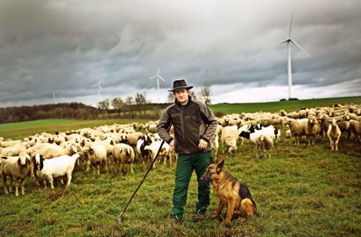 Maximilian Brühl und seine Tiere tun etwas für die typische Alb-Landschaft. Foto: Ines Rudel
