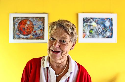 Die 82-jährige Künstlerin wuchs in der Sillenbucher Kolping-Siedlung auf. Foto: Caroline Holowiecki