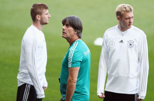 Nationaltrainer Joachim Löw setzt im Spiel gegen Peru auf den Leverkusener Julian Brandt (rechts). Timo Werner (links) dürfte wieder im Sturm auflaufen. Foto: Bongarts