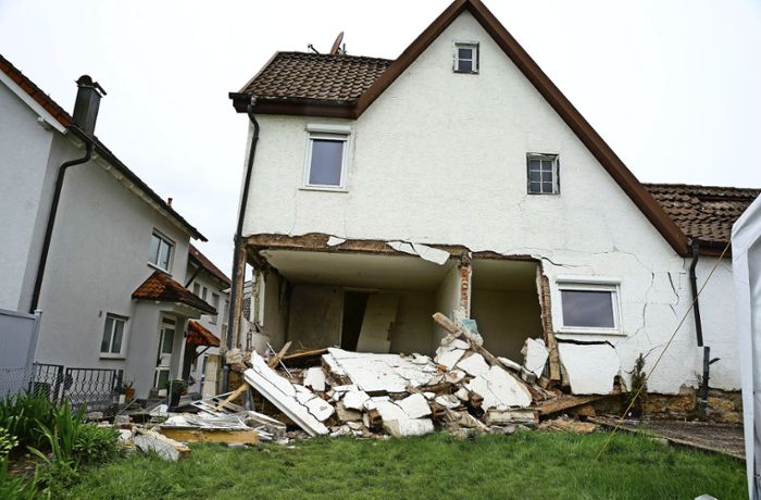 Großeinsatz in Wernau: Gebäude nach Explosion einsturzgefährdet