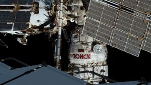Kosmonauten kämpfen  mit Problemen wegen eines Luft-Lecks