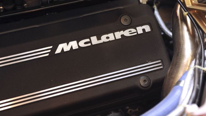 McLaren-Fahrer liefern sich illegales Rennen – Zeugen gesucht