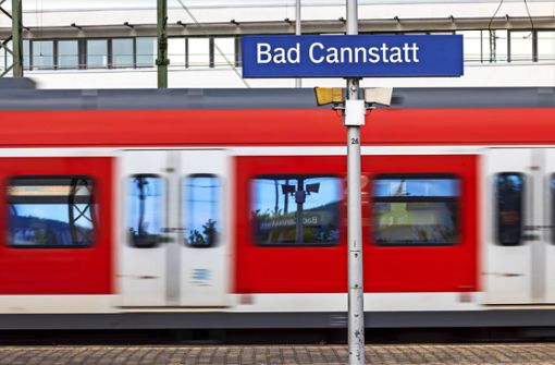 Auch der S-Bahn-Verkehr kommt in der Umfrage auf den Prüfstand. Foto: IMAGO/Arnulf Hettrich