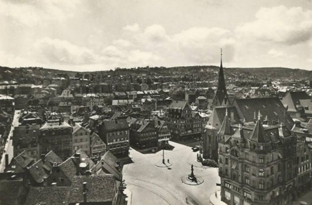 Ansichtskarte vom Leonhardsplatz in Stuttgart aus dem Jahr 1938. Mehr Impressionen aus dem Leonhardsviertel gibts in unserer Bildergalerie.