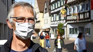 Beim Schlendern in der Marbacher Fußgängerzone kann, muss aber keine Maske getragen werden – sofern genug Platz ist. Foto: Werner Kuhnle