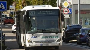 Noch fahren Busse der Firma Seitter zwischen Leonberg und dem Enzkreis. Bald werden jedoch zwei andere Busunternehmen übernehmen. Foto: Simon Granville/ 