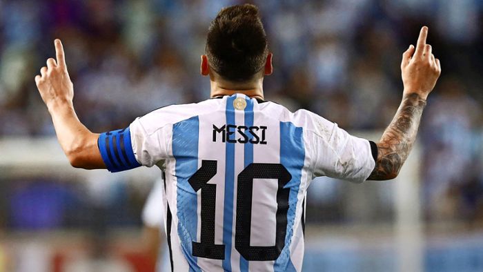 Warum wird Messi „Goat“ genannt?