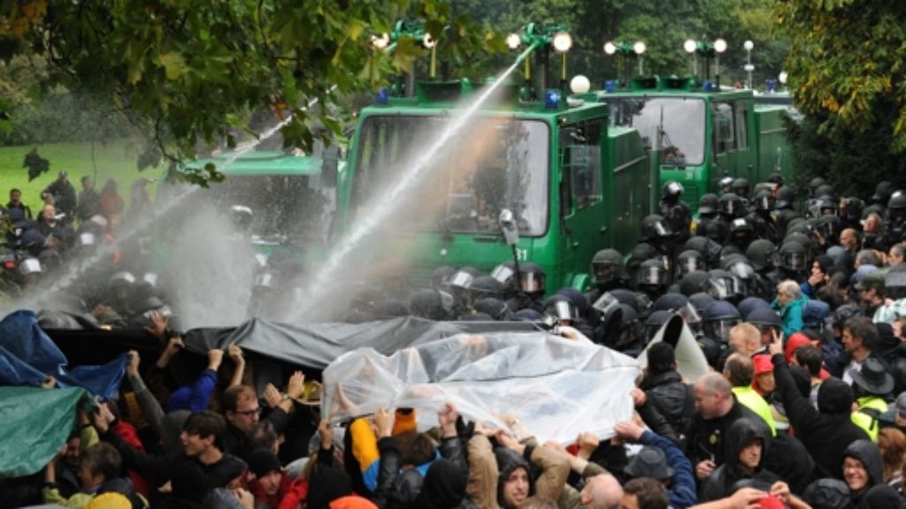 Stuttgart 21: Strafbefehle gegen Wasserwerfer-Verantwortliche