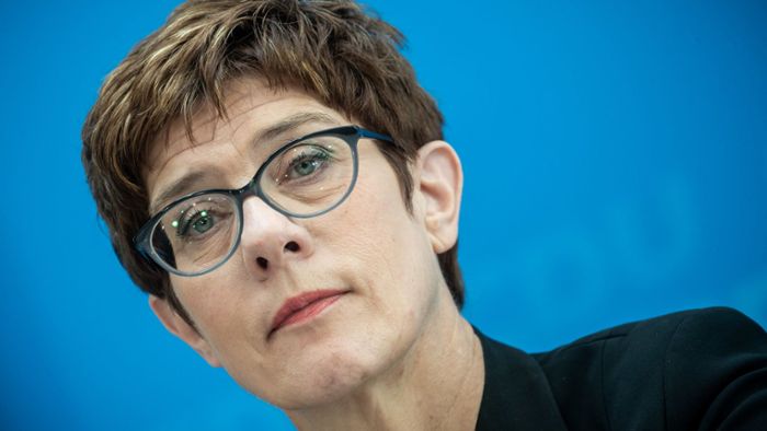 Kramp-Karrenbauer wird  neue Verteidigungsministerin