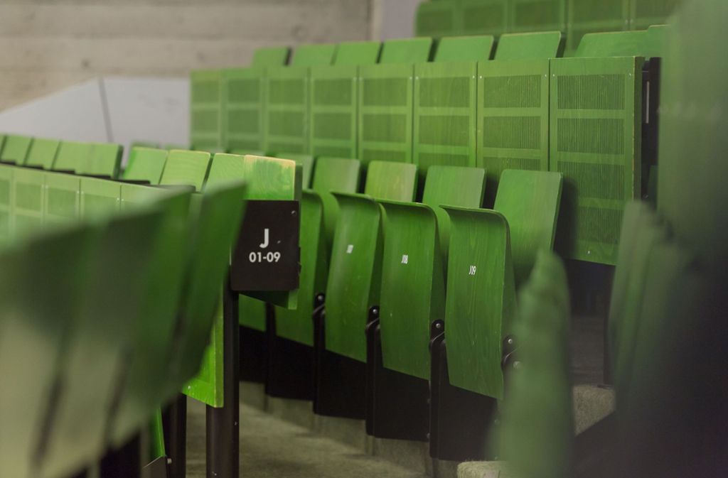 Noch sind die Stühle in den Hörsälen der Universitäten  leer, aber zumindest für die Prüfungen werden sich manche von ihnen wieder füllen. Foto: Lichtgut/Max Kovalenko