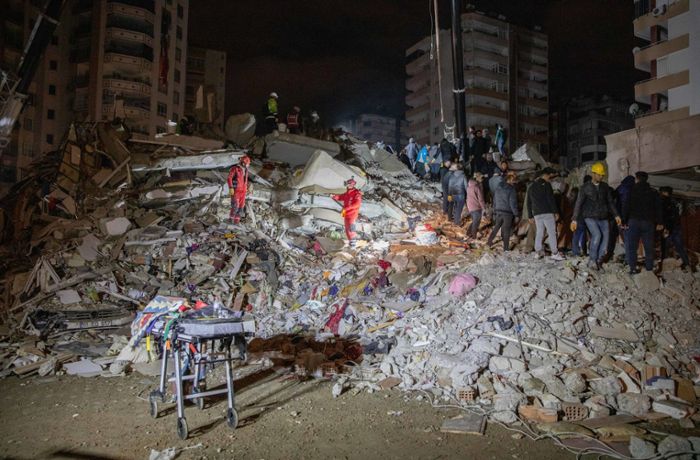 Erdbeben in der Türkei und Syrien: Tausende Tote – viele Menschen unter Trümmern vermutet