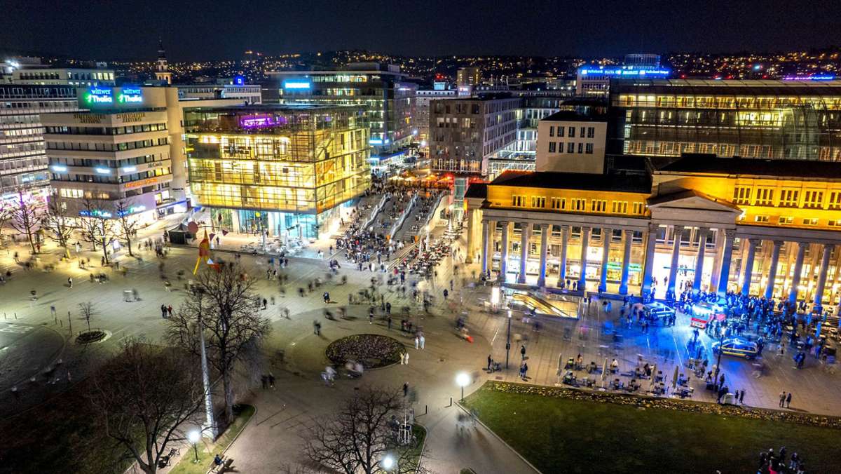 Stuttgarter Schlossplatz: Im Auge des Gesetzes: Videoüberwachung wird fortgesetzt