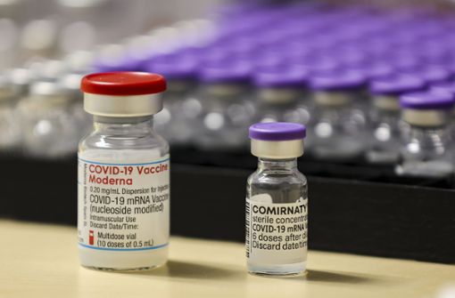 Die Impfstoffe von Moderna und Biontech – muss bald etwas anderes in die Fläschchen? Foto: dpa/Jan Woitas