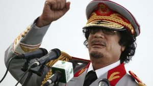 Gaddafi wurde in der Wüste beerdigt