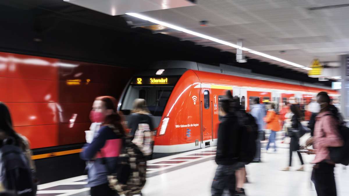 Linien in Stuttgart gestrichen: Bahn AG: Züge fallen über Wochen aus