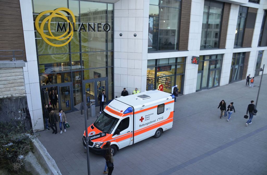 Beim Stuttgarter Einkaufzentrum Milaneo kam es am Freitag zu einer Massenschlägerei. Foto: Andreas Rosar Fotoagentur-Stuttgart