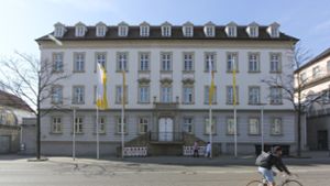 Ludwigsburg kürzt die Zuschüsse für das Jobticket der Rathausmitarbeiter. Foto: /factum / Jürgen Bach