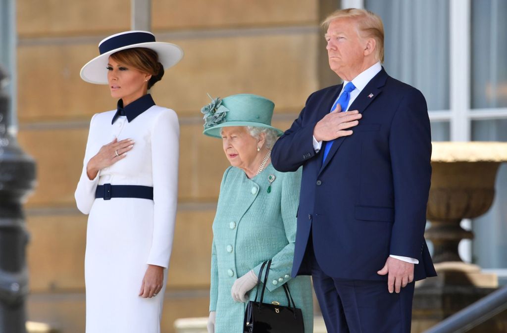 Der US-Präsident war am Montag mit seiner Ehefrau Melania zu einem Staatsbesuch nach Großbritannien gereist.