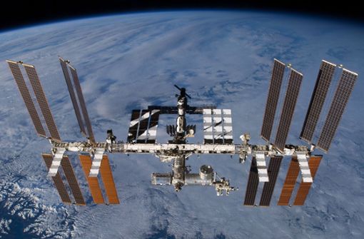Die Raumfahrer auf der ISS haben in den kommenden Wochen viel vor: Weil die Energieversorgung auf dem Außenposten der Menschheit verbessert werden soll, hat das Team ein enormes Arbeitspensum vor sich. Foto: dpa/dpa