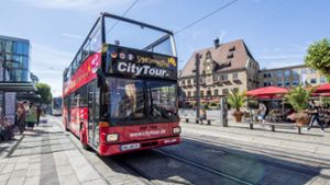 Bringt Besucher durch die Stadt: der Doppeldecker Foto: Heilbronner Stimme