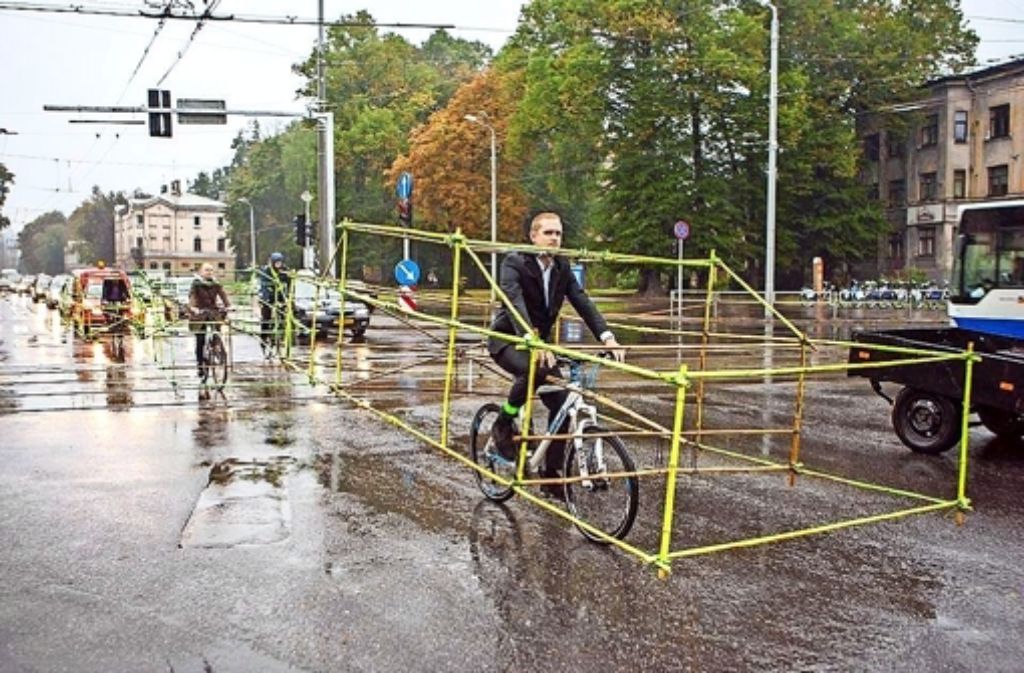 So viel Platz würde ein Rad brauchen, wenn’s ein Auto wär’. Foto: Let’s bike it