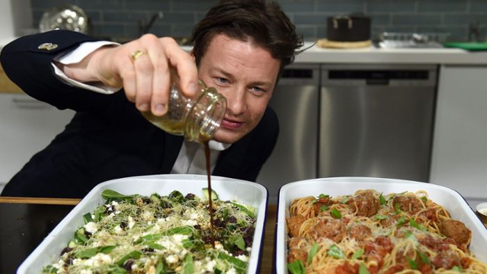 Jamie Oliver köchelt in München