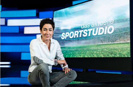 Dunja Hayali moderiert erstmals das „Aktuelle Sportstudio“  – und die Hasstrolle im Netz stehen schon bereit für Schmäh­attacken. Foto: ZDF
