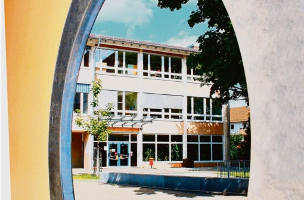 Die Werkrealschule am Stammheimer Fliegenweg soll nach der Entscheidung der Stadträte spätestens zum Schuljahr 2016/17 aufgehoben werden Foto: Archiv Chris Lederer