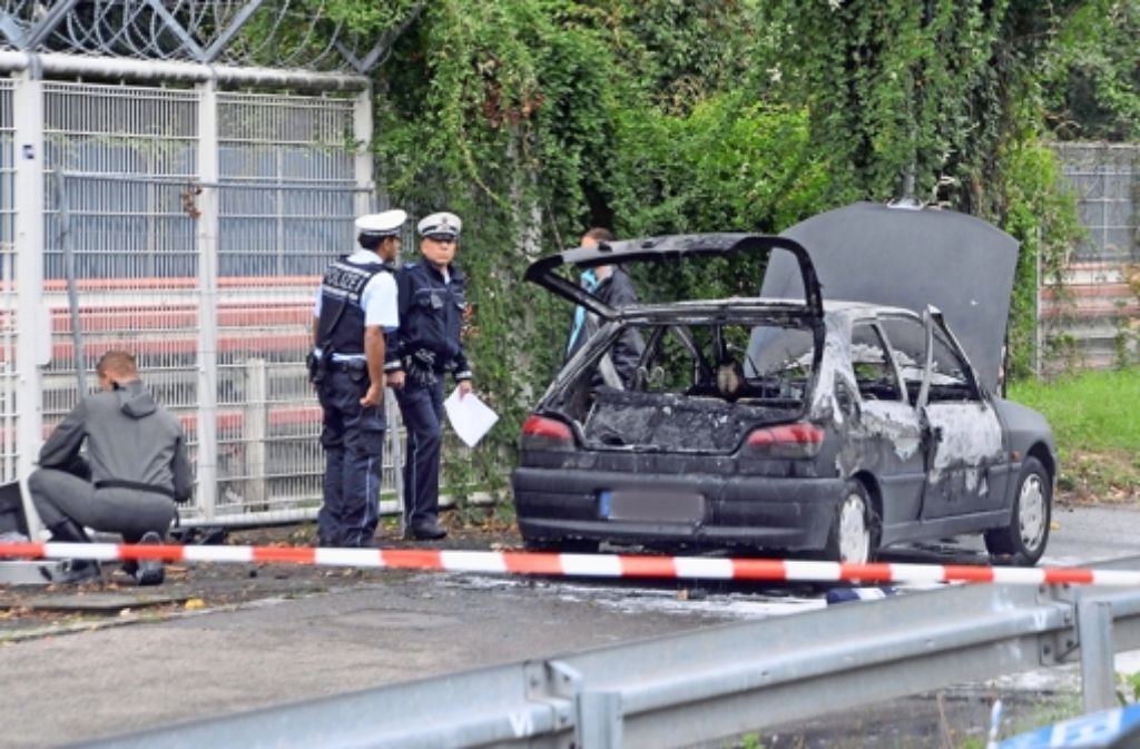 Spurensuche: Am 16. September 2013 stirbt Florian H., damals 21 Jahre alt, in einem brennenden Wagen auf dem Cannstatter Wasen Foto: dpa