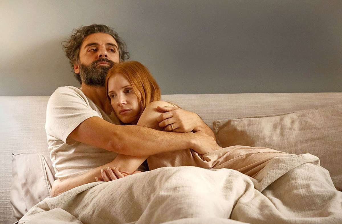 Vorzeige-Ehepaar? Oscar Isaac und Jessica Chastain in  der Ingmar-Bergman-Adaption  „Scenes from a Marriage“ Foto: Sky/HBO