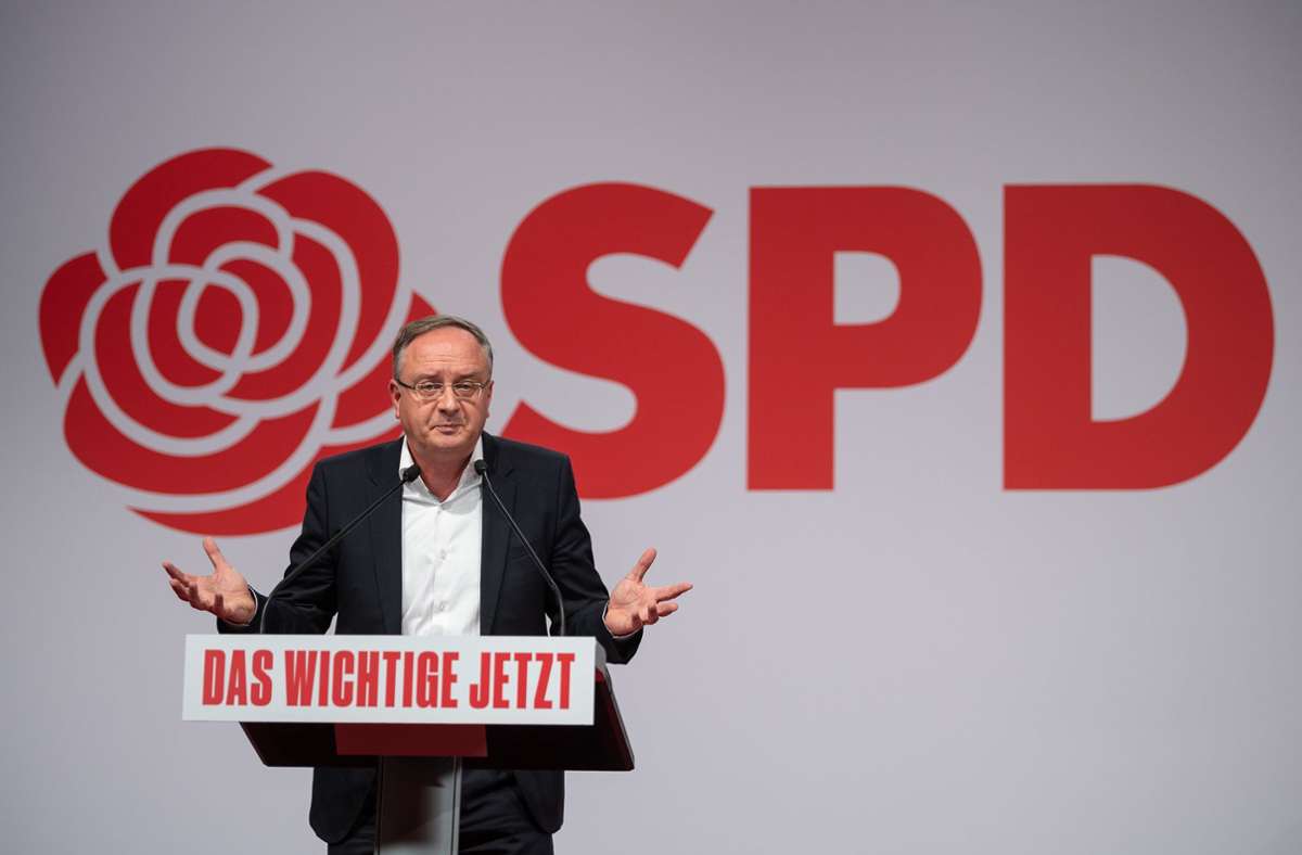 Der SPD-Landesvorsitzende Andreas Stoch fordert klare Ansagen für die Advents- und Weihnachtsmärkte. (Archivbild) Foto: dpa/Sebastian Gollnow
