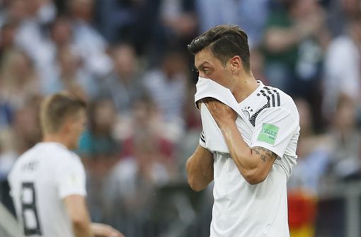 Mesut Özil und die deutsche Nationalmannschaft verlieren bei der WM mit 0:1 gegen Mexiko. Foto: CSM via ZUMA Wire