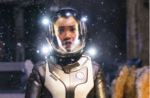 Sonnequa Martin-Green als Weltraum­-Offizierin Michael Burnham Foto: Netflix