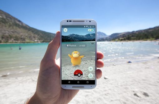 Pokémon GO ist ein Beispiel für eine phygitale App. Foto: Matthew Corley / shutterstock.com
