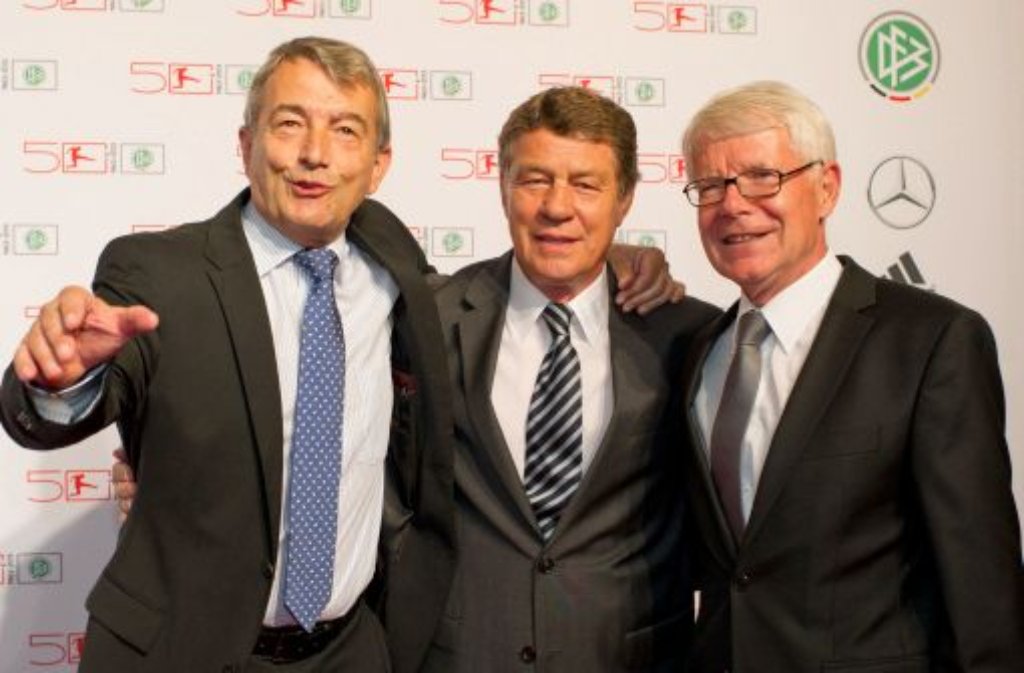 DFB-Präsident Wolfgang Niersbach, Erfolgstrainer Otto Rehhagel und Ligaverbandspräsident Reinhard Rauball (von links)