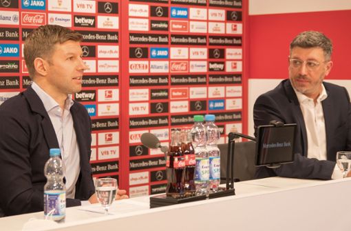 Der Zwist der Funktionäre im VfB Stuttgart ist ausgestanden: AG-Vorstandschef Thomas Hitzlsperger (li.) und Vereinspräsident Claus Vogt . Foto: Baumann
