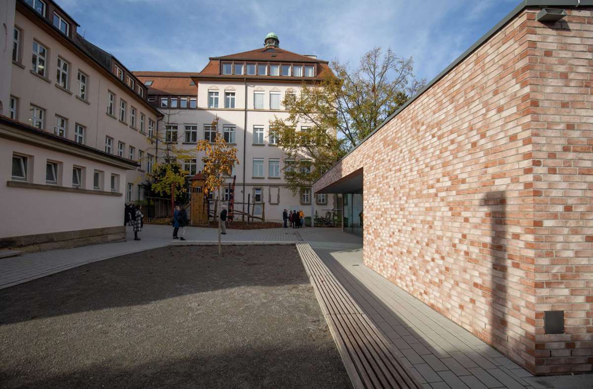Der Mensa-Neubau der Rosenschule kann genutzt werden. Foto: Lichtgut/Leif Piechows/i