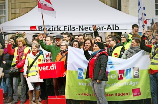 Etwa 180 Teilnehmer kamen zur Kundgebung am Dienstag Foto: Horst Rudel
