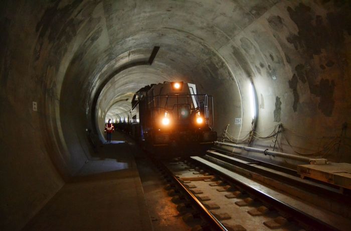 Gleisbau für Stuttgart 21: Es kommt Bewegung in die Tunnel