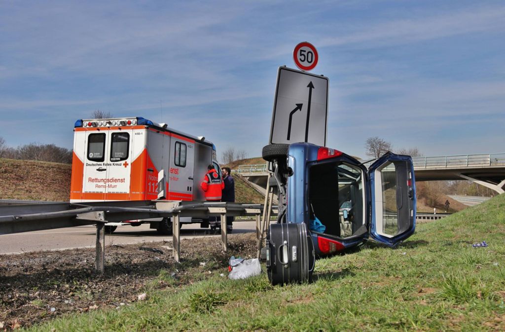 An der B 14 in Winnenden hat sich am Freitag ein Unfall ereignet.