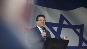 Immer im Einsatz gegen Antisemitismus: Michael Blume im Mai in Stuttgart bei der Kundgebung für jüdisches Leben Foto: Lichtgut/Julian Rettig