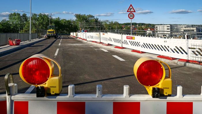 Korntaler Bahnbrücke bleibt weiter gesperrt