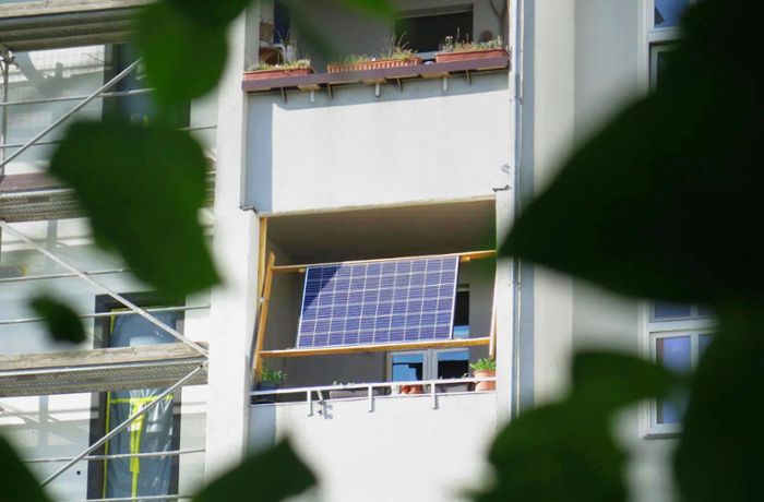 Zwist um Stecker: Netzagentur nimmt  Stellung zu Balkon-Kraftwerken