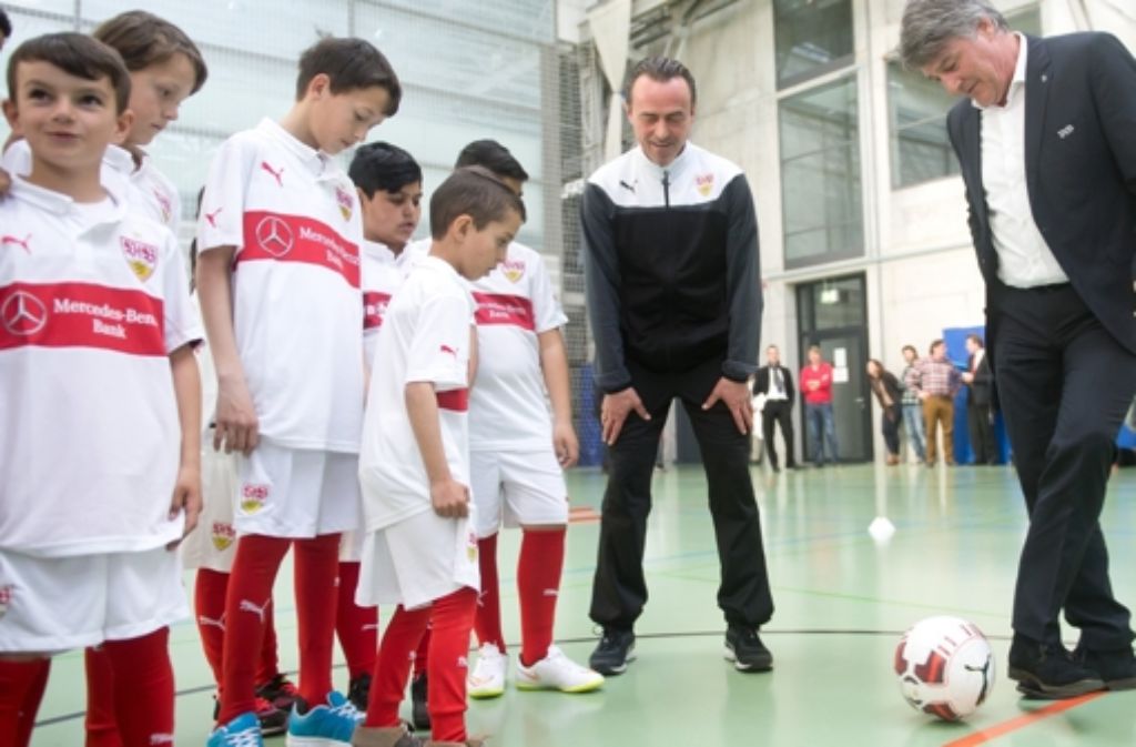 Viele Sportvereine bieten Kursen für Flüchtlinge an, auch der VfB Foto: dpa