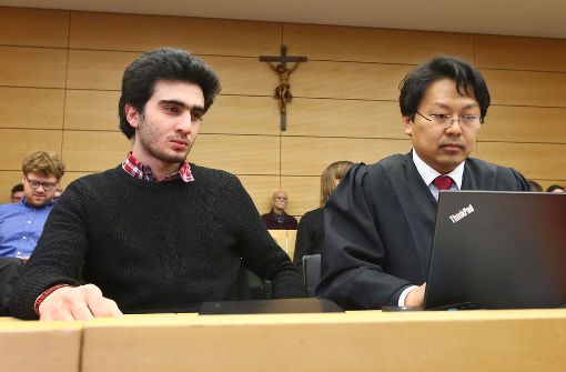 Die Klage von Anas M. (links) ist vor Gericht gescheitert. (Archivfoto) Foto: dpa