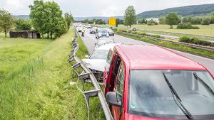 Am Samstagnachmittag hat sich zwischen Urbach und Schorndorf auf der B29 ein schwerer Unfall mit einem Schwerverletzten zugetragen.  Foto:  www.7aktuell.de/Simon Adomat