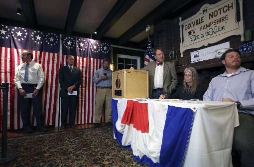 Wenn die Wahl und die Stimmenauszählung nur wenige Minuten dauert: Im amerikanischen Dörfchen Dixville Notch gibt es weniger als ein Dutzend registrierte Wähler. Foto: EPA