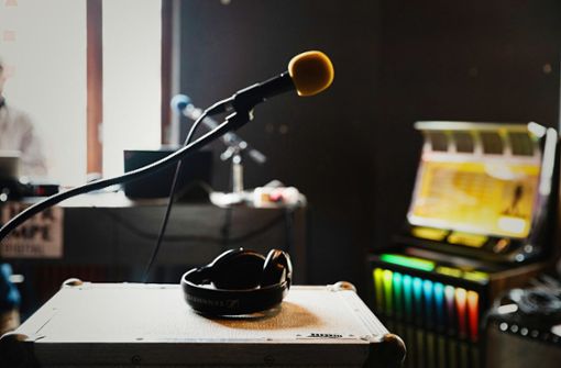 Mikrofon statt Jukebox: das derzeitige Barleben der Rampe. Foto: Dominique Brewing