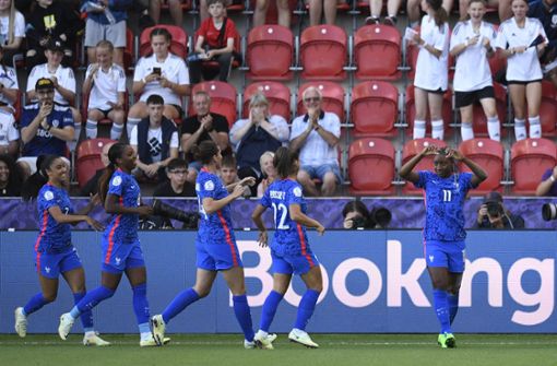 Frankreich erreichte glanzlos das Viertelfinale. Foto: AFP/OLI SCARFF