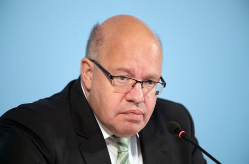 Bundeswirtschaftsminister Peter Altmaier (CDU) musste von der Industrie zunächst Kritik einstecken. (Archivbild) Foto: dpa/Soeren Stache